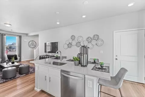 5639 Bowerman Ln, Colorado Springs, CO 80927