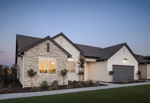 Exterior - 631 Elkhorn Ave, Visalia, CA 93292 photo 15 of 15