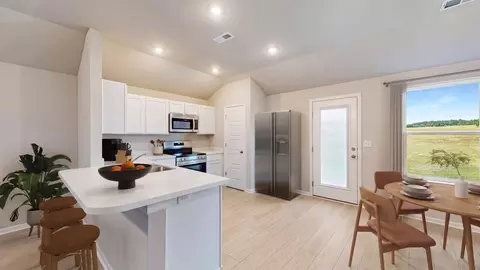 Kitchen - 634 Audrey Dr, Tuttle, OK 73089 photo 1 of 5