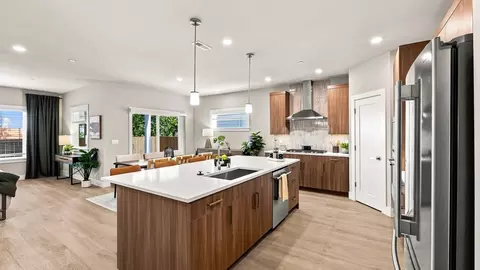 Kitchen - 9208 NE 186th Pl #2, Bothell, WA 98011 photo 3 of 4