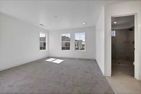 2263 E Crestas Aly, Washington, UT 84780