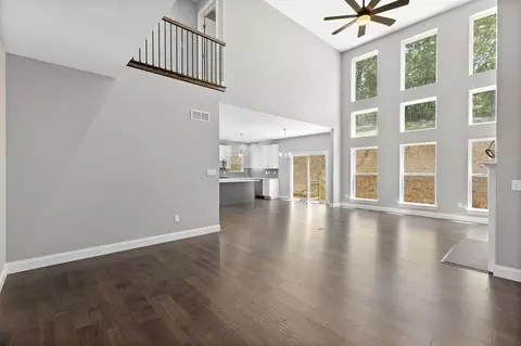 Living - 1020 Clover Hill Ct, Sullivan, MO 63080 photo 11 of 14