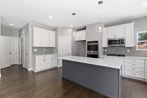 Kitchen - 1020 Clover Hill Ct, Sullivan, MO 63080 photo 21 of 23