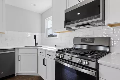 Kitchen - 1020 Clover Hill Ct, Sullivan, MO 63080 photo 17 of 23