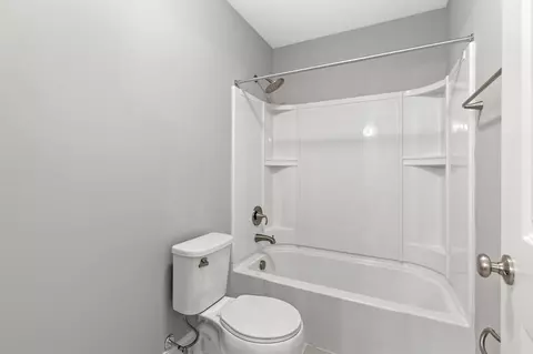Bath - 1020 Clover Hill Ct, Sullivan, MO 63080 photo 23 of 23