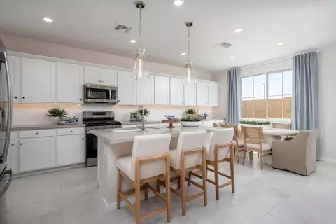 Kitchen - 2255 S Swan Ct, Gilbert, AZ 85295 photo 1 of 2