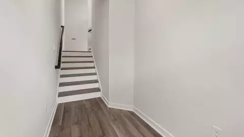 Entry Way - 15000 Sapmoss Ln, Brandywine, MD 20613 photo 2 of 6