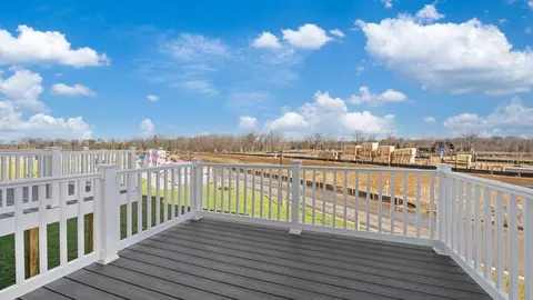 Exterior - 15000 Sapmoss Ln, Brandywine, MD 20613 photo 2 of 10