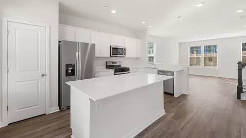 Kitchen - 15000 Sapmoss Ln, Brandywine, MD 20613 photo 1 of 7