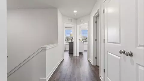Entry Way - 15000 Sapmoss Ln, Brandywine, MD 20613 photo 6 of 6