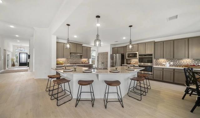 6911 Allens Lndg, Needville, TX 77461