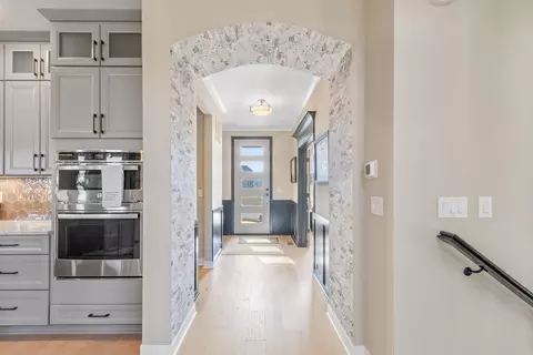 Entry Way - 7242 Otley Dr, Wetherington, OH 45069 photo 2 of 5