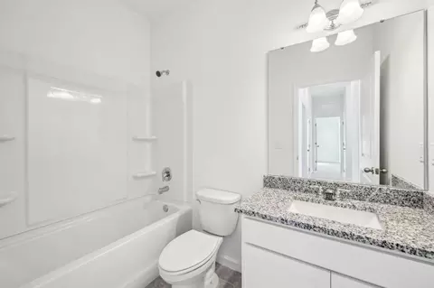 Bath - 3222 Nightfall Rd, Winter Haven, FL 33881 photo 3 of 3