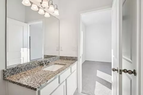 Bath - 3222 Nightfall Rd, Winter Haven, FL 33881 photo 2 of 3