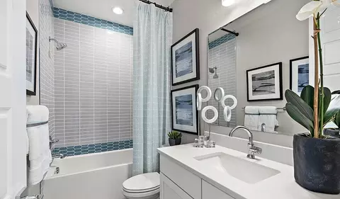 Bath - 10378 Devoncove Dr, Peyton, CO 80831 photo 2 of 8