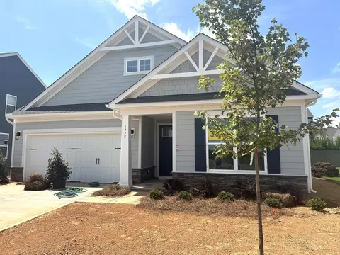 1778 Wardwell Dr, Sherrills Ford, NC 28673