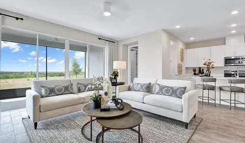 Living - 520 Redleaf Rd, Dixon, CA 95620 photo 1 of 3
