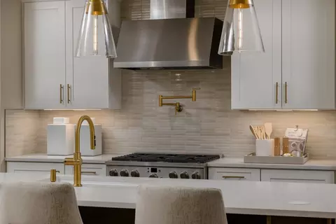 Kitchen - 5992 Ancurt Mews, Frederick, MD 21701 photo 3 of 5