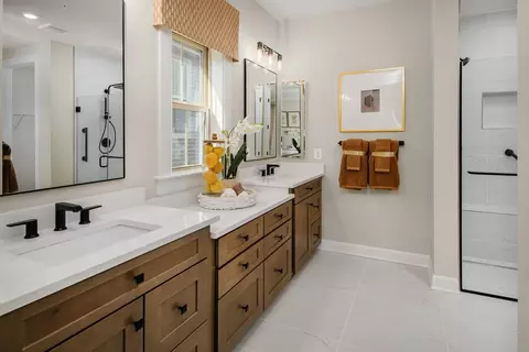 Bath - 5992 Ancurt Mews, Frederick, MD 21701 photo 1 of 3
