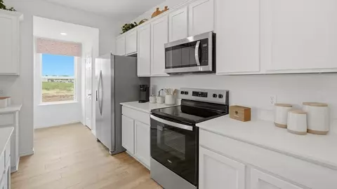 Kitchen - 583 Hector Loop, Georgetown, TX 78626 photo 6 of 9
