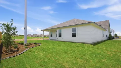 Exterior - 583 Hector Loop, Georgetown, TX 78626 photo 5 of 5