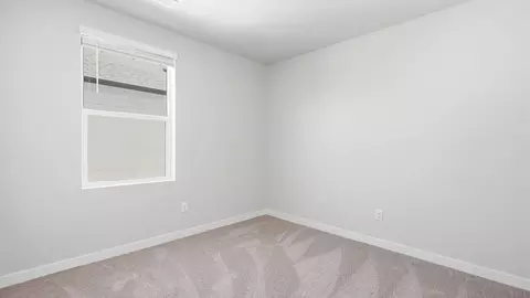 Bedroom - 21709 SE Stromboli Ln, Bend, OR 97702 photo 5 of 14