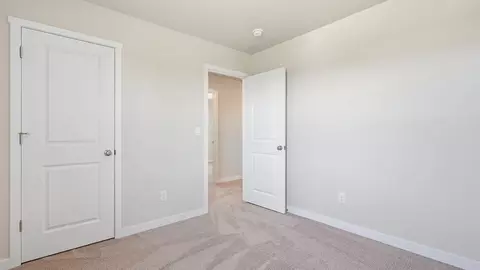 Bedroom - 21709 SE Stromboli Ln, Bend, OR 97702 photo 10 of 14