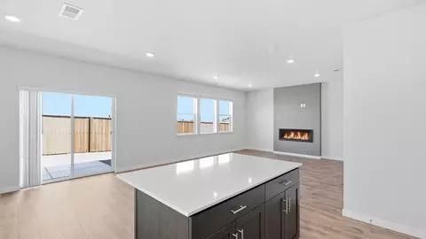 Living - 21709 SE Stromboli Ln, Bend, OR 97702 photo 5 of 9