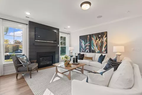 Living - 237 Redland Rd, Advance, NC 27006 photo 6 of 6
