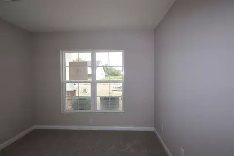 Bedroom - 48 Bick Dr, Springboro, OH 45066 photo 9 of 13