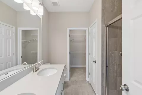 Bath - 48 Bick Dr, Springboro, OH 45066 photo 1 of 4