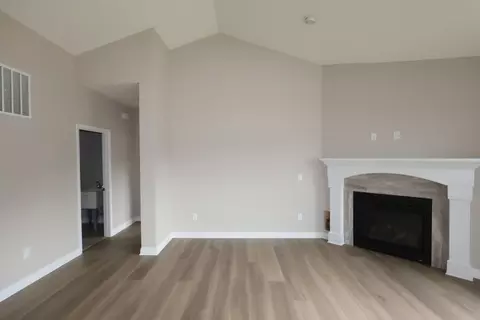 Living - 48 Bick Dr, Springboro, OH 45066 photo 5 of 10