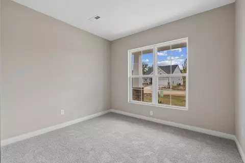 Bedroom - 48 Bick Dr, Springboro, OH 45066 photo 3 of 9