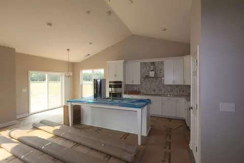 Kitchen - 48 Bick Dr, Springboro, OH 45066 photo 2 of 8