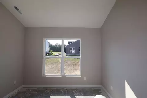 Bedroom - 48 Bick Dr, Springboro, OH 45066 photo 2 of 11