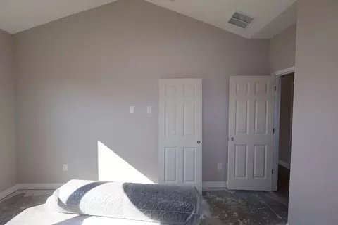 Bedroom - 48 Bick Dr, Springboro, OH 45066 photo 1 of 11