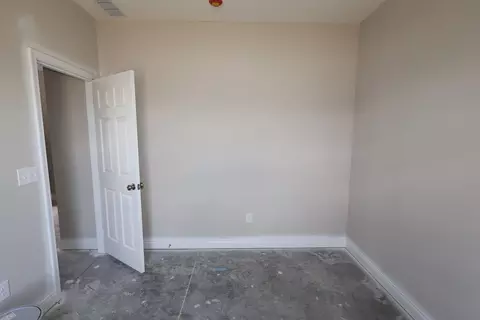 Bedroom - 48 Bick Dr, Springboro, OH 45066 photo 6 of 11