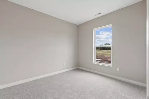 Bedroom - 48 Bick Dr, Springboro, OH 45066 photo 6 of 9