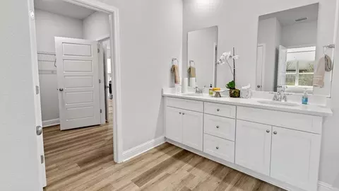 Entry Way - 18345 Spring Hill Dr, Saucier, MS 39574 photo 3 of 3