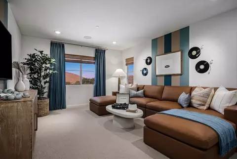 29953 Harmony Heights Dr, Lake Elsinore, CA 92532