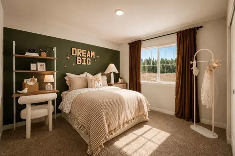 Bedroom - 44807 244th Ave SE, Enumclaw, WA 98022 photo 4 of 5