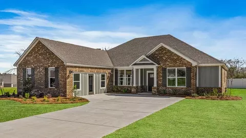 Exterior - 100 Laney Ln, Dothan, AL 36305 photo 4 of 5