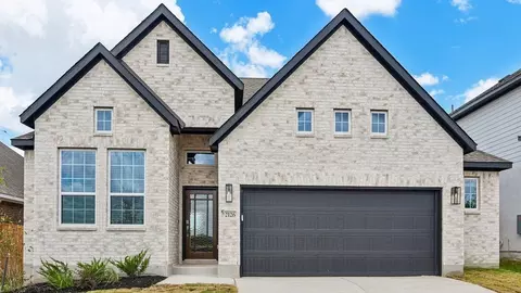 2126 Shepards St, Seguin, TX 78155