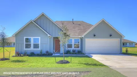 161 Zane Saddle Rd, Lockhart, TX 78644