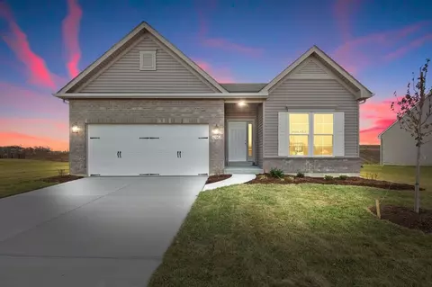 28928 Old Court Dr, Foristell, MO 63348