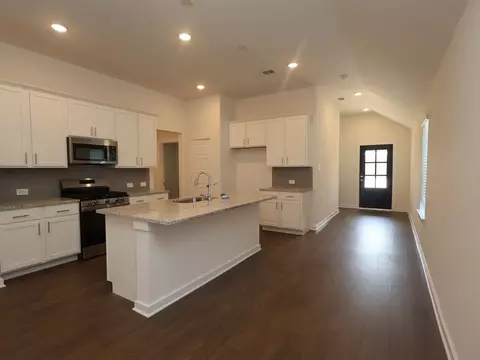 16831 Cockspur Hawthorn Ln, New Caney, TX 77357