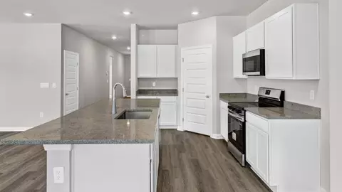 Kitchen - 1235 Eidson St, Athens, AL 35611 photo 2 of 2