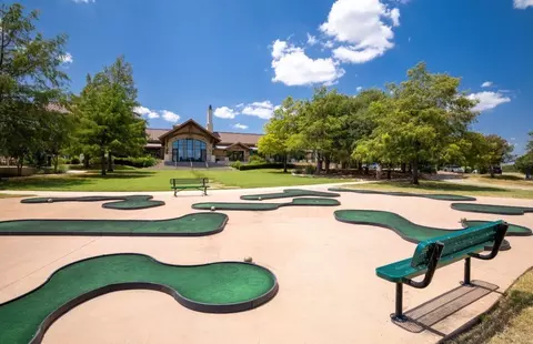 View/Area - 701 Silver Spur Blvd, Georgetown, TX 78633 photo 4 of 10