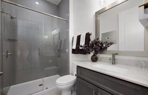 Bath - 701 Silver Spur Blvd, Georgetown, TX 78633 photo 3 of 3