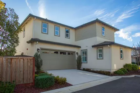 Exterior - 2441 Cinnabar Dr, Fairfield, CA 94533 photo 6 of 8